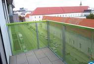 Schöne 2 Zimmer Wohnung mit Loggia in zentraler Lage