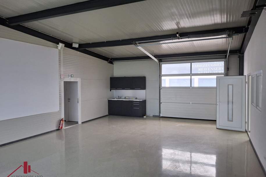 Hochwertig ausgestattete Halle mit Werkstattwidmung/Lagerflächen/Auslagen/ großzügige Freiflächen-alle Nebenräume!!, Gewerbeobjekt-miete, 2.900,00,€, 3493 Krems(Land)