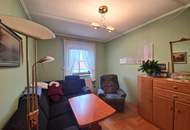 WOHN- UND GESCHÄFTSHAUS ALS GROSSZÜGIGES LANDHAUS MIT GESCHLOSSENEM INNENHOF, WERKSTATT, BÄCKEREI, KAFFEEHAUS UND NEBENGEBÄUDEN