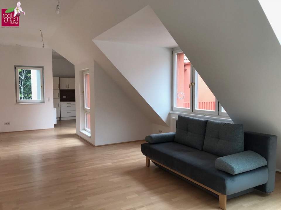 Miete mit Kaufoption: Rarität im Biedermeierhaus: Wohnen in einem wunderbar renovierten und denkmalgeschützten Kleinod!