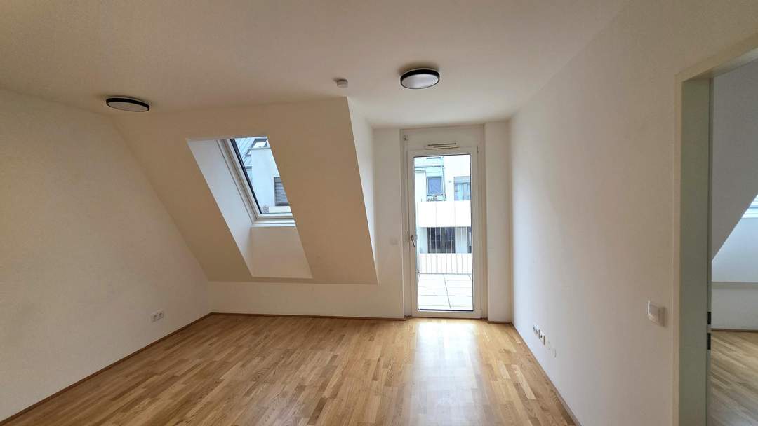 Moderne 2-Zimmer Neubauwohnung mit großem Balkon - 2. OG