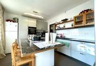 "4-Zimmer-Dachterrassenwohnung mit 2 Terrassen &amp; Mieteinnahmen bis Ende 2026"