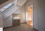 Erstbezug im Dachgeschoss mit offener Galerie-Ebene und tollen Lichtverhältnissen