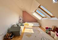 360 TOUR // LUXUS DACHGESCHOSSWOHNUNG AM NASCHMARKT