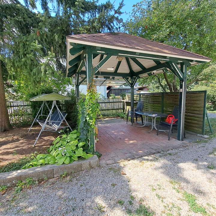 5 Zimmer! Ruhe und ganz viel Grün!