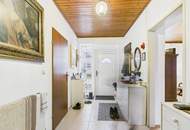 Haus mit 2 Wohneinheiten und ausgebautem Dachgeschoss in Blumau-Neurisshof, Bezirk Baden