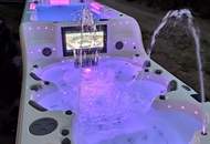 Exklusiver Bungalow mit Pool auf großem Grund!