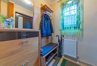 Großzügiges Wohnhaus mit Pool, Balkon, Garage, Wintergärten und Panoramablick!