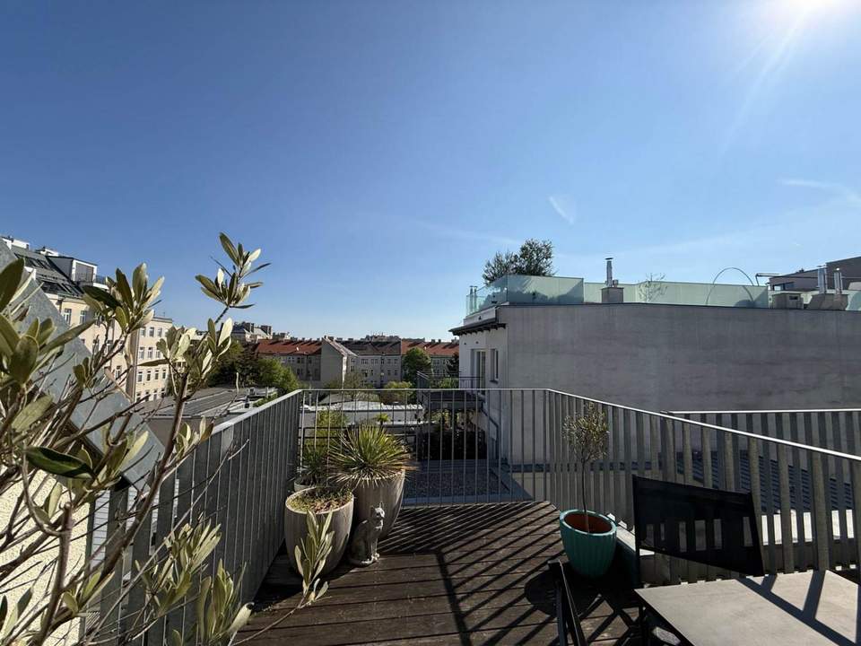 Exzellente Lage, ruhige Seele - 4 Zimmer mit Terrasse in idyllischen Innenhof