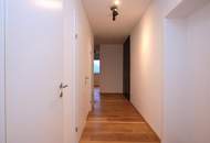 Stilvoll sanierte 4-Zimmer-Wohnung mit verglaster Loggia