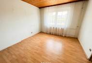 Zeit für einen Neustart! Sanierungsbedürftiges Haus auf 1.787 m² großem Grundstück – ideal für eine umfassende Revitalisierung oder als Neubauprojekt!
