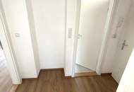 Hier wartet Ihr neues Zuhause in Steyr-Münichholz: großzügige 3-Zimmerwohnung mit heller Essküche, gemütlichen Wohnräumen, Badewanne und perfekter Infrastruktur – jetzt einziehen und wohlfühlen!