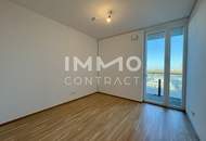 TOP-Ausblick: City mit Stephansdom, Donaukanal, Prater. Concierge, Party & BBQ Lounge, Pool usw.