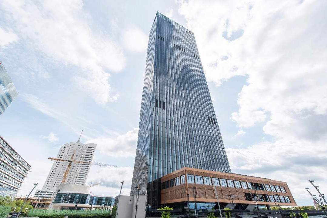 Flexible Arbeitsplätze in Regus DC Tower