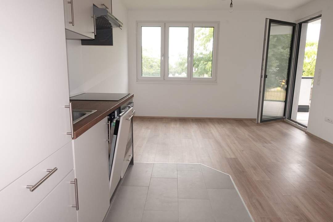 ZWEITBEZUG 2 Zimmer BALKON-Neubauwohnung