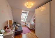 Wunderschöne 4-Zimmer Dachgeschosswohnung mit Terrasse &amp; Weitblick in bester Lage! *ab Herbst 1.10.2025*