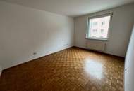 unbefristet | große 2 Zimmer-Wohnung