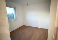 Hochmodernes Seehaus, Bungalow, 3 Zimmer, mit Garten und Terrasse, nur 4 Gehminuten vom Neufelder See entfernt