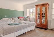 Großzügiges Wohnhaus mit Pool