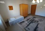 Geräumiges Wohnhaus mit schönem Garten