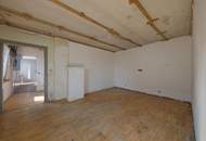 EIN HAUS VOLLER MÖGLICHKEITEN! RENOVIERUNGSBEDÜRFTIGES EINFAMILIENHAUS IN DÜRNLEIS!