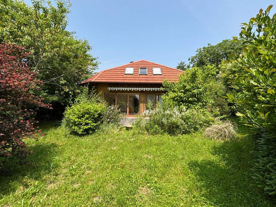 ***OPEN HOUSE Freitag, 18. Juli von 10 - 13 Uhr***Ökologisches Einfamilienhaus in ruhiger Naturlage