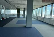 + + + BÜROS MIT AUSBLICK + + + IM SATURN TOWER + + +