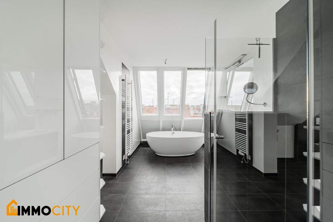 Exklusive, klimatisierte 3,5-Zimmer-Dachgeschosswohnung mit 22 m² Terrasse nahe Schloss Belvedere