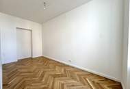 Heller & modernisierter Altbau - Erstbezug nach Sanierung - Ansprechender Altbau nahe U6 Dresdner Straße