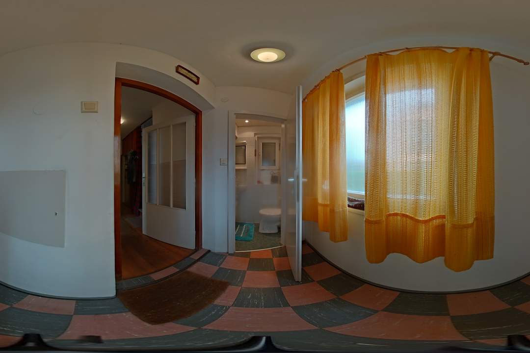 Wohnhaus mit solider Basis und Gestaltungsmöglichkeiten in guter Lage