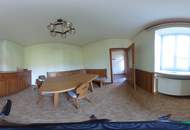 Gelegenheit! Sehr gepflegter Landsitz mit großem Wirtschaftsgebäude