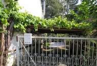 Sanierungsbedürftiges Haus im Grünen - ein märchenhafter Ort für neue Visionen