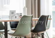 Familienfreundliche 3-Zimmer-Wohnung mit Loggia im VIENNA TWENTYTWO – Pool über den Dächern, Gym, all-inclusive | 1220 Wien