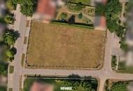 "BAUGRUND IN ILLMITZ ca. 1.062 m² – EBENES BAUGRUNDSTÜCK IN RUHIGER WOHNLAGE"