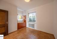 Erstbezug nach Sanierung: Großes Einfamilienhaus in einzigartiger Lage mit Weitblick und vielen Zimmern, Blick ins Grüne und in absoluter Ruhelage