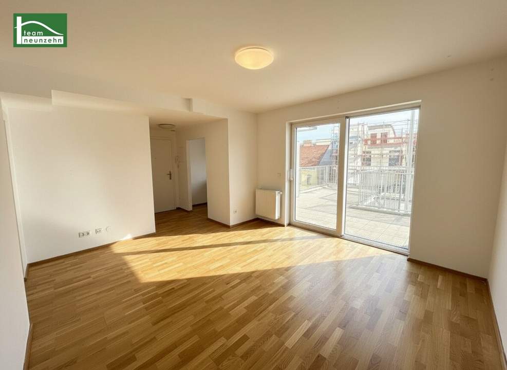 Einladende DG-Wohnung in ruhiger Gassenlage beim Familienplatz mit großer Terrasse! 2014/2015 erbaut!