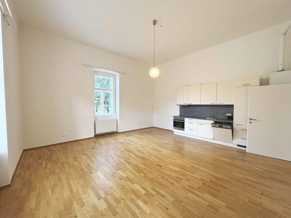 Helle 2-Zimmerwohnung mit idyllischem Gemeinschaftsgarten nähe Stadtpark!