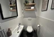 Traumhaftes Wohngefühl - top ausgestattetes Haus mit gemütlicher Terrasse, Garten und 2 Autoabstellplätzen!