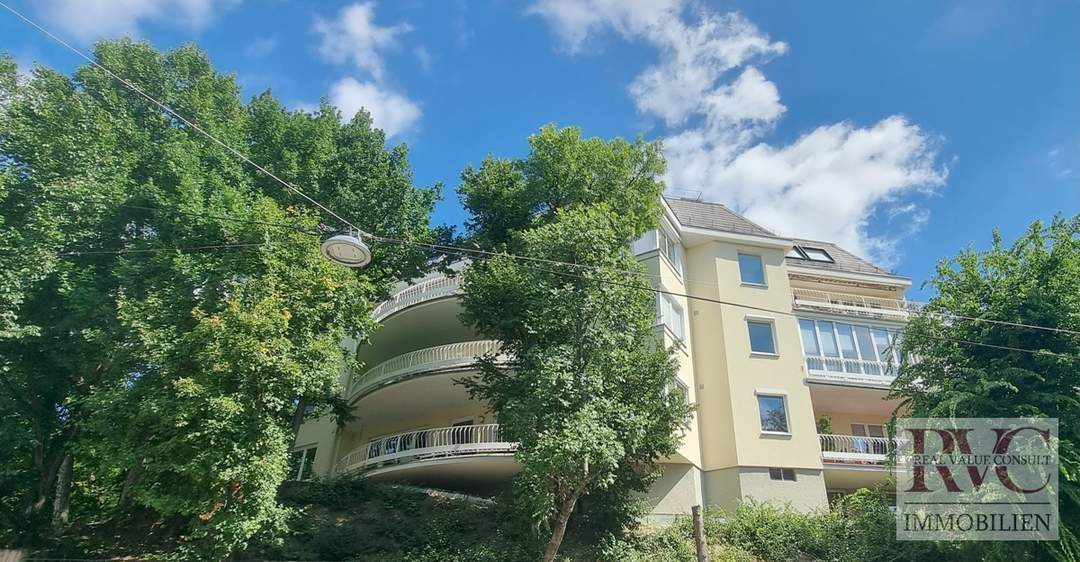 Wohnen für Kenner: Stilvolles Dachgeschoss im Botschafterviertel mit Blick über Wien Ein Rückzugsort mit Seltenheitswert