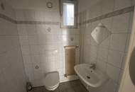 "Jungfamilienwohnung mit Garten und Parkplatz"