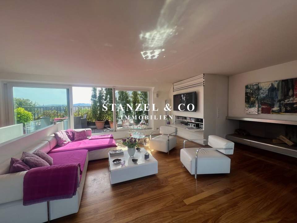 DACHGESCHOSS MIT HERRLICHER TERRASSE & FERNBLICK