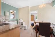 "Ein-/Zweifamilienhaus in ruhiger Lage – mit Sauna &amp; Kachelofen!"
