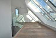 PANORAMA-Ebene über der Stadt! Dachgeschoß-Maisonette mit privater Außenfläche