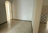 Sanierungsbedürftige 2 Zimmerwohnung 400 Meter vom Bahnhof Hernals entfernt (zukünftige U5 Station)