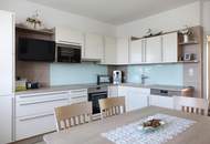 Hochart: Wohnen, oder Wohnen &amp; Arbeiten? Wohn- und Geschäftshaus mit Fernblick!