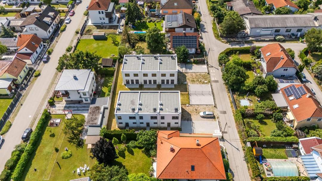 "6 Reihenhäuser– exklusiv, modern & sofort bezugsfertig!“