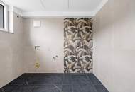 "Für Botschaft, Investoren, Notar- oder Ärztezentrum Firma mit Wohnung"