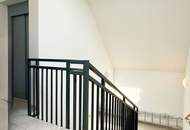 Hell und sonnig: 2 Zimmer DG-Wohnung mit Terrasse und Garagenplatz 🏖️