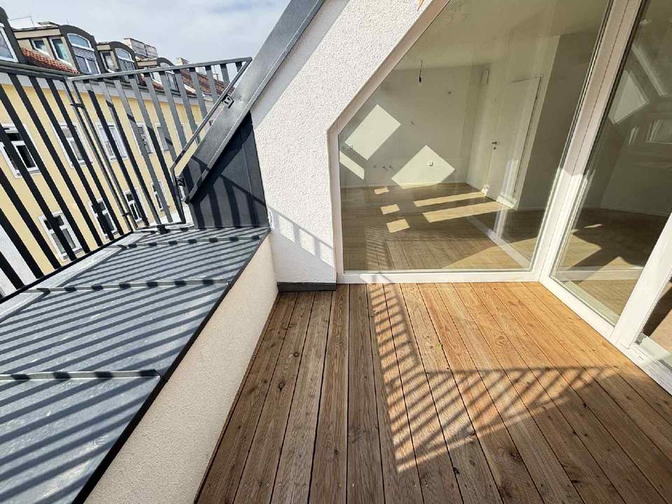 Sonnige Dachmaisonette mit Sonnenterrasse & Klimaanlage beim Kutschkermarkt 1180 Wien