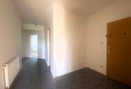 Sonnige Mietwohnung mit Balkon! 3-Zimmer-Wohnung! Neu renoviert!